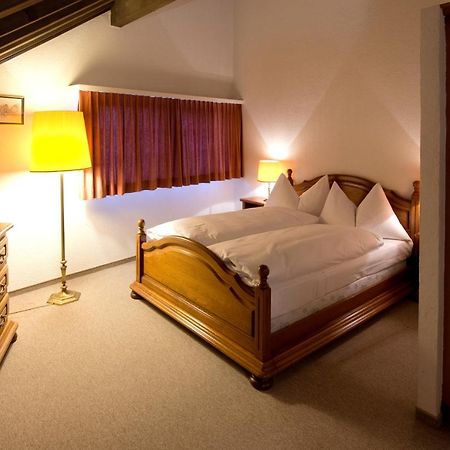 Landgasthof Zu Den Drei Sternen Brunegg エクステリア 写真