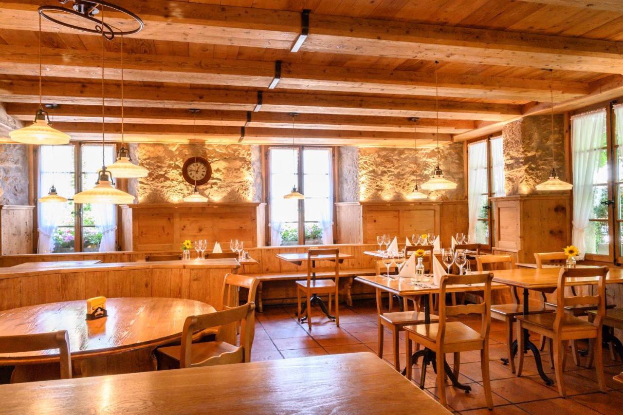 Landgasthof Zu Den Drei Sternen Brunegg エクステリア 写真