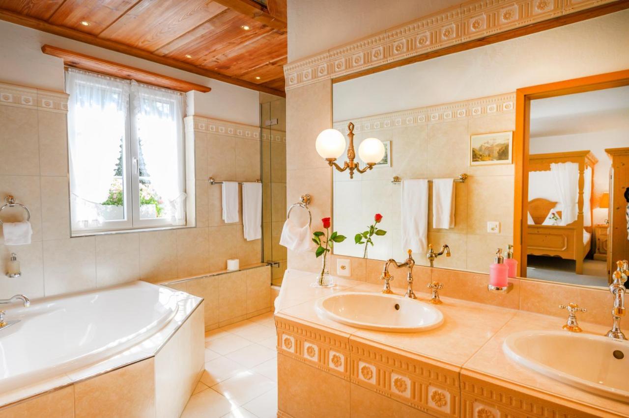Landgasthof Zu Den Drei Sternen Brunegg エクステリア 写真