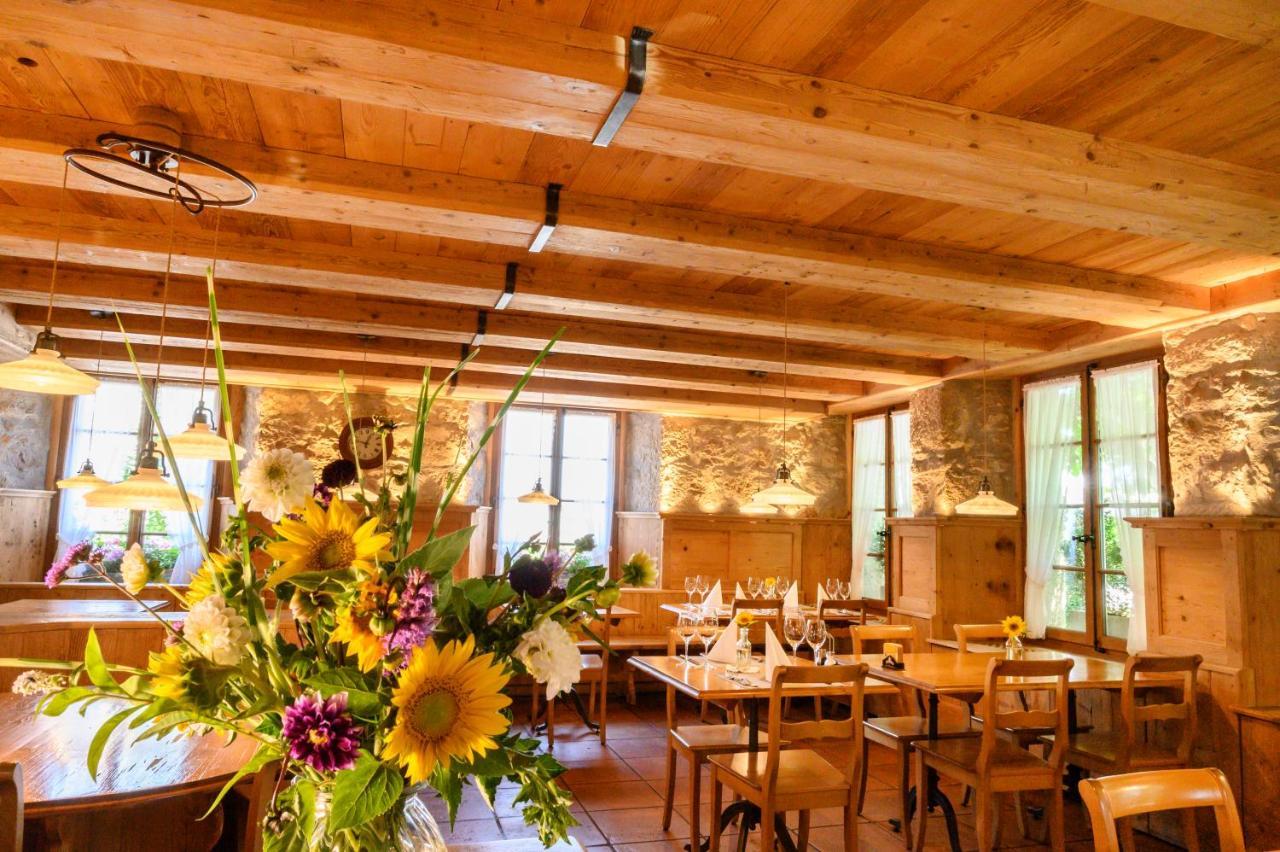 Landgasthof Zu Den Drei Sternen Brunegg エクステリア 写真